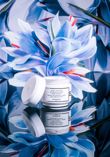 How can you protect your face skin in fall and winter?