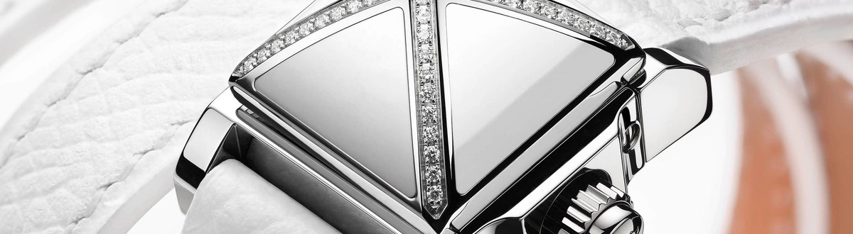 Hermès Médor Rock—an update to the cult watch line